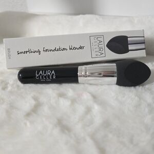 Laura Geller Smoothing Foundation Blender New In Box